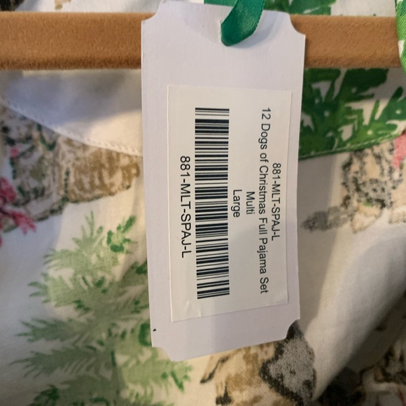 NWT Jaye’s Studio 12 dogs of Christmas long sleeve and long pants pajamas. Large - Picture 3 of 4
